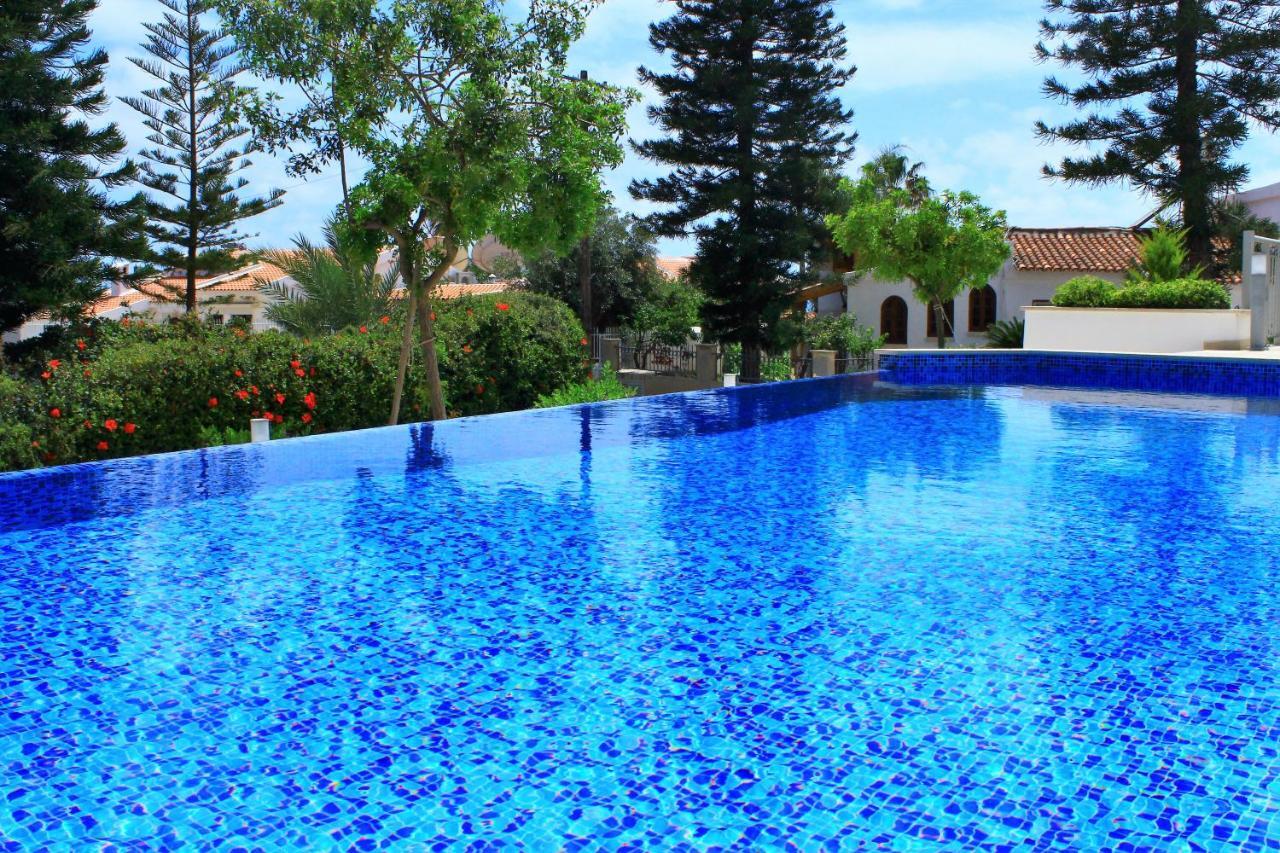 Coral Blue Bay Villa Coral Bay Buitenkant foto